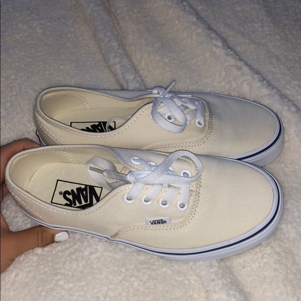 Brand New Vans, Off-White classic style